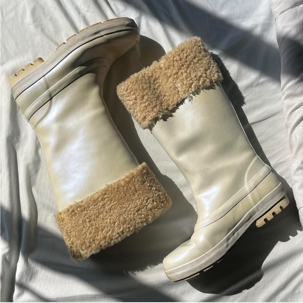 UGG fur trimmed boots!